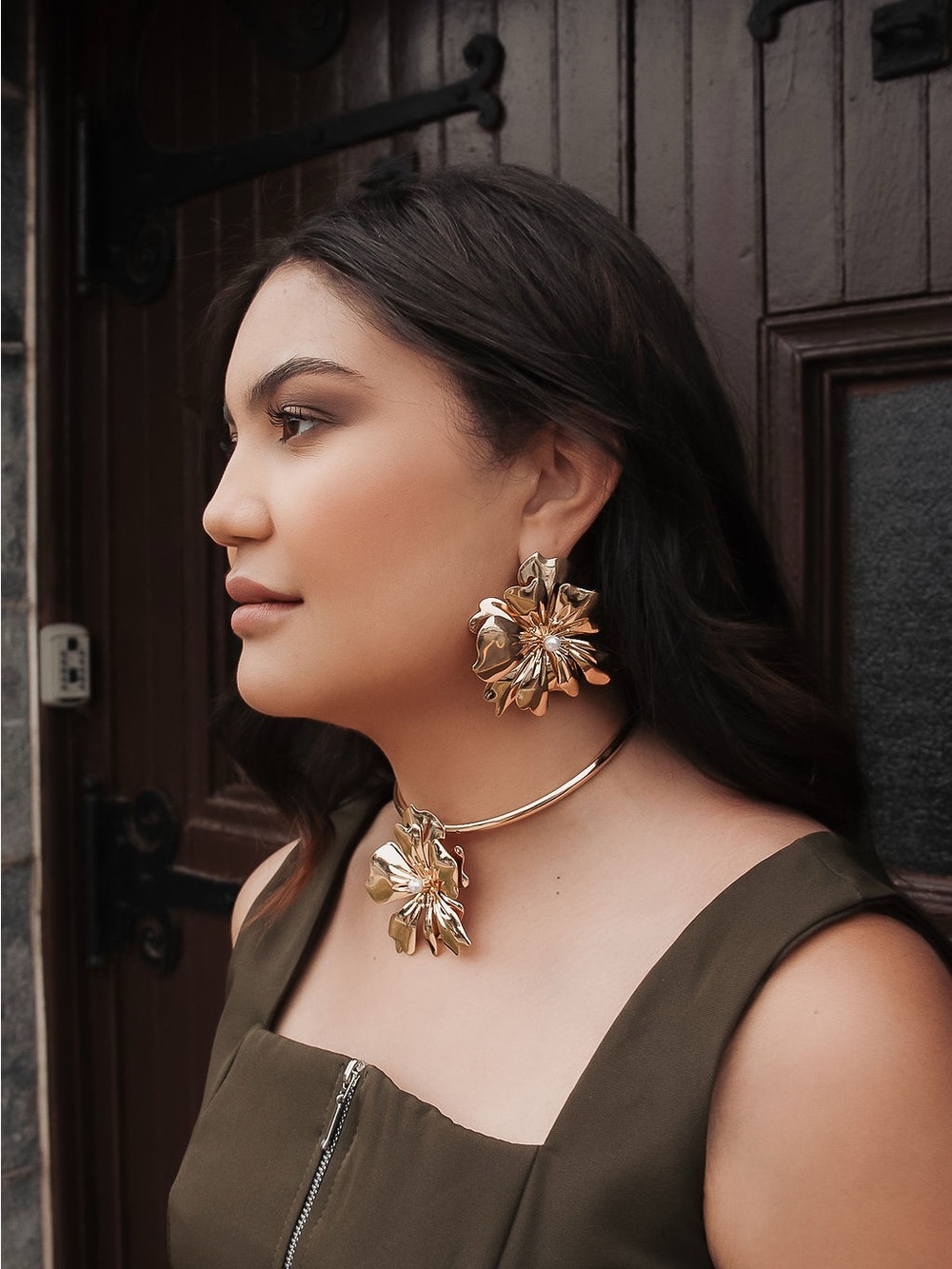 Gold Floral Statement Necklace & Earrings Set